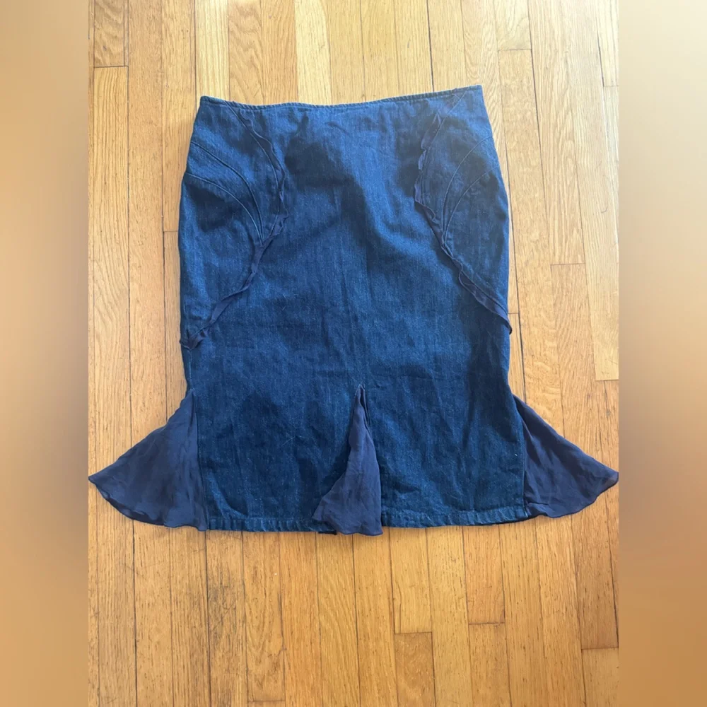 Y2K Vintage Versace Denim Fishtail Skirt - Picture 3 of 9